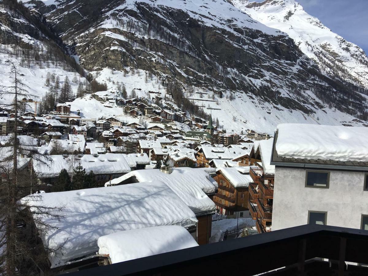 Haus Colmar Apartment Zermatt Exterior foto