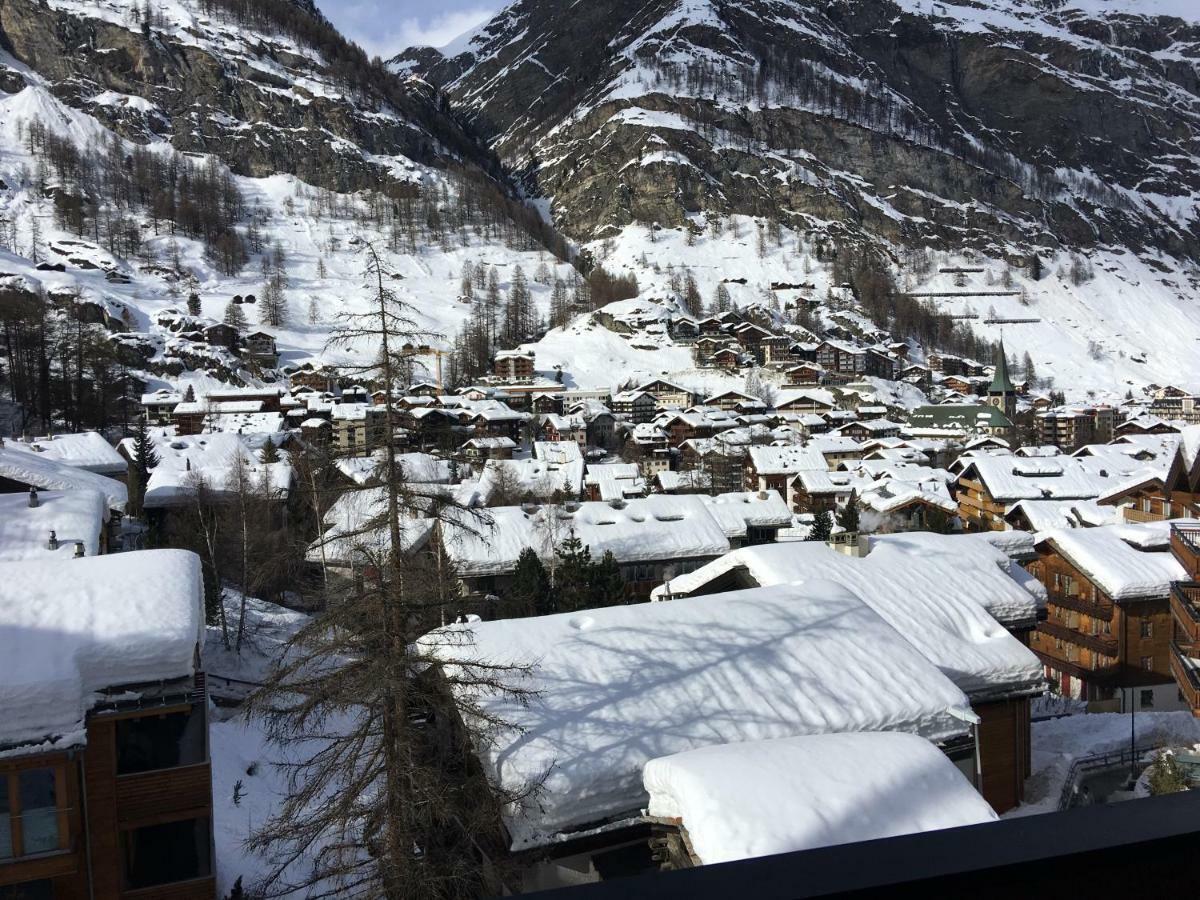 Haus Colmar Apartment Zermatt Exterior foto